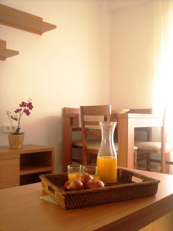 Apartamentos Margoysa I Los Alcázares Chambre photo